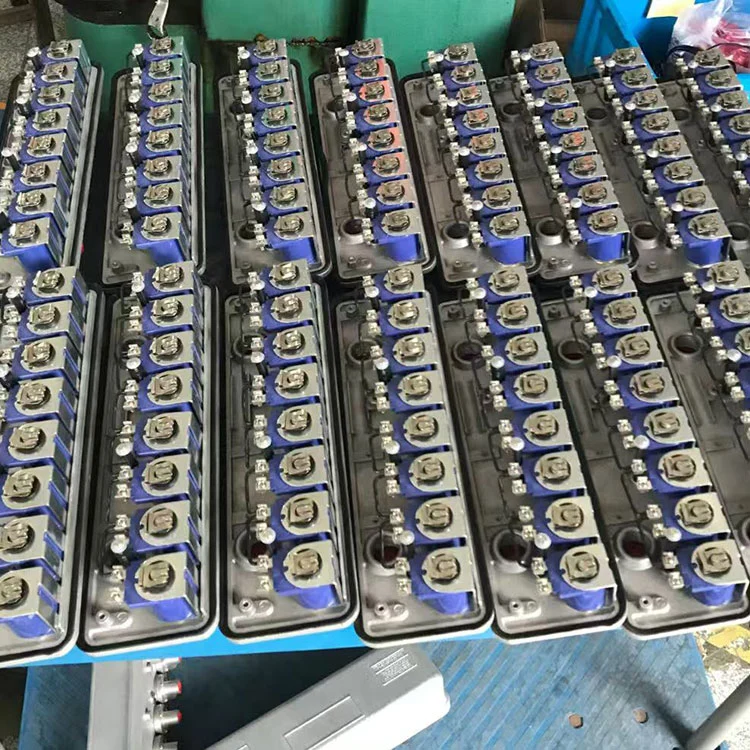 جعبه شیر RCA3-8V8000